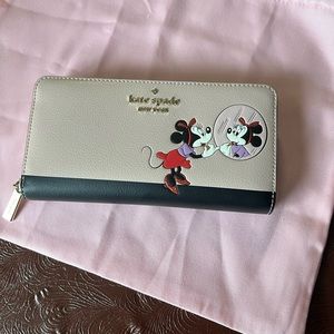Kate Spade Minnie Mouse wallet